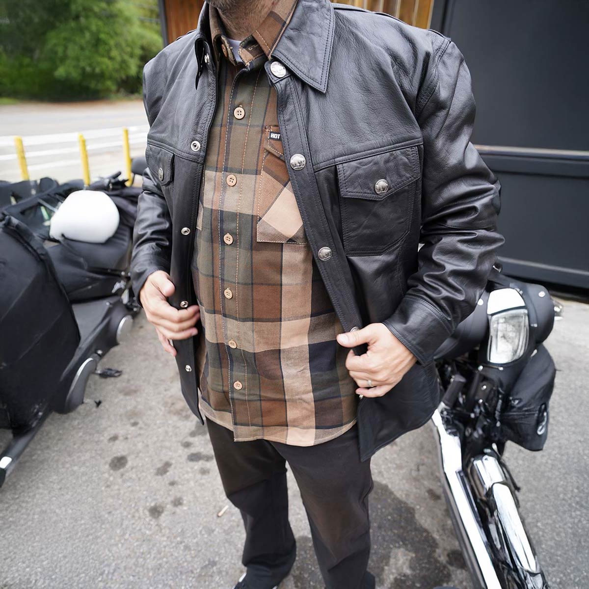 Milwaukee Leather MLM1611 Men's Premium Black Leather Casual Biker Rider Shirt w/ Vintage 5 Cent Buffalo Buttons 4 Milwaukee Leather MLM1611 Men's Premium Black Leather Casual Biker Rider Shirt w/ Vintage 5 Cent Buffalo Buttons