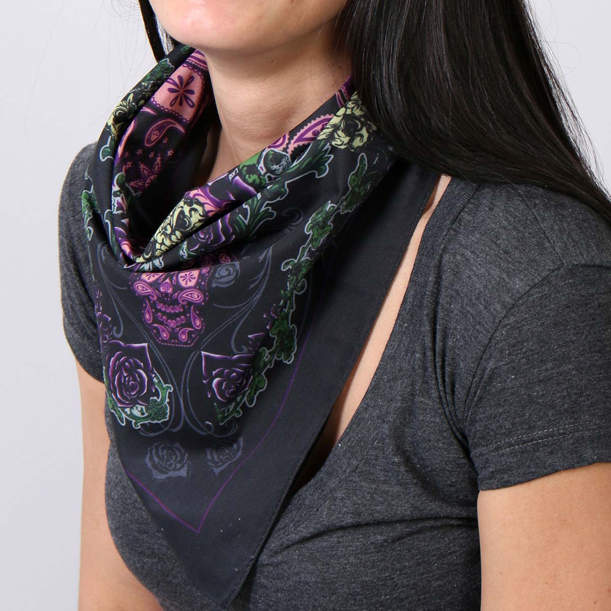 Hot Leathers BAB1048 Paisley Skull Bandana 3 Hot Leathers BAB1048 Paisley Skull Bandana