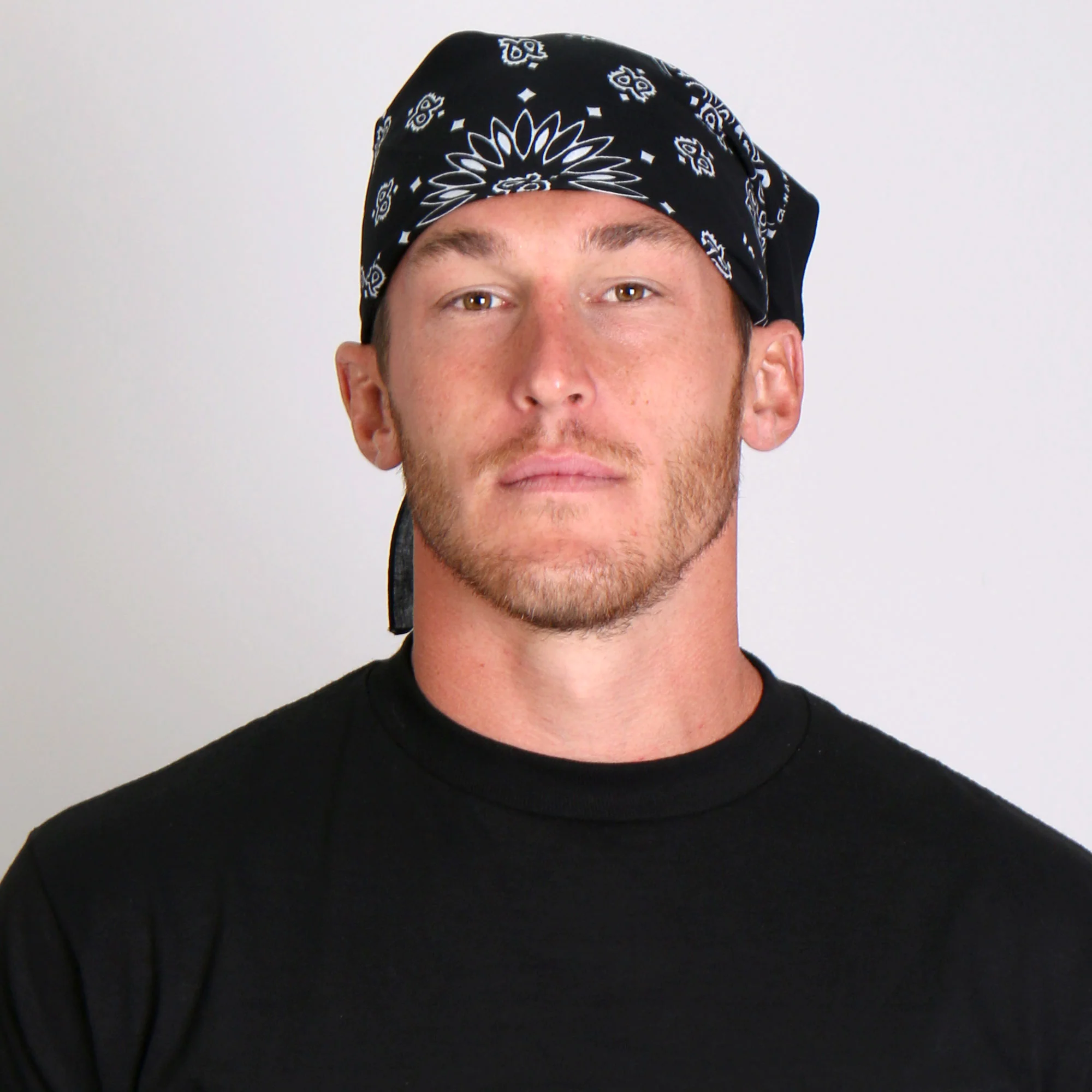 Hot Leathers BAP1001 Classic Black and White Paisley Bandana 4 Hot Leathers BAP1001 Classic Black and White Paisley Bandana