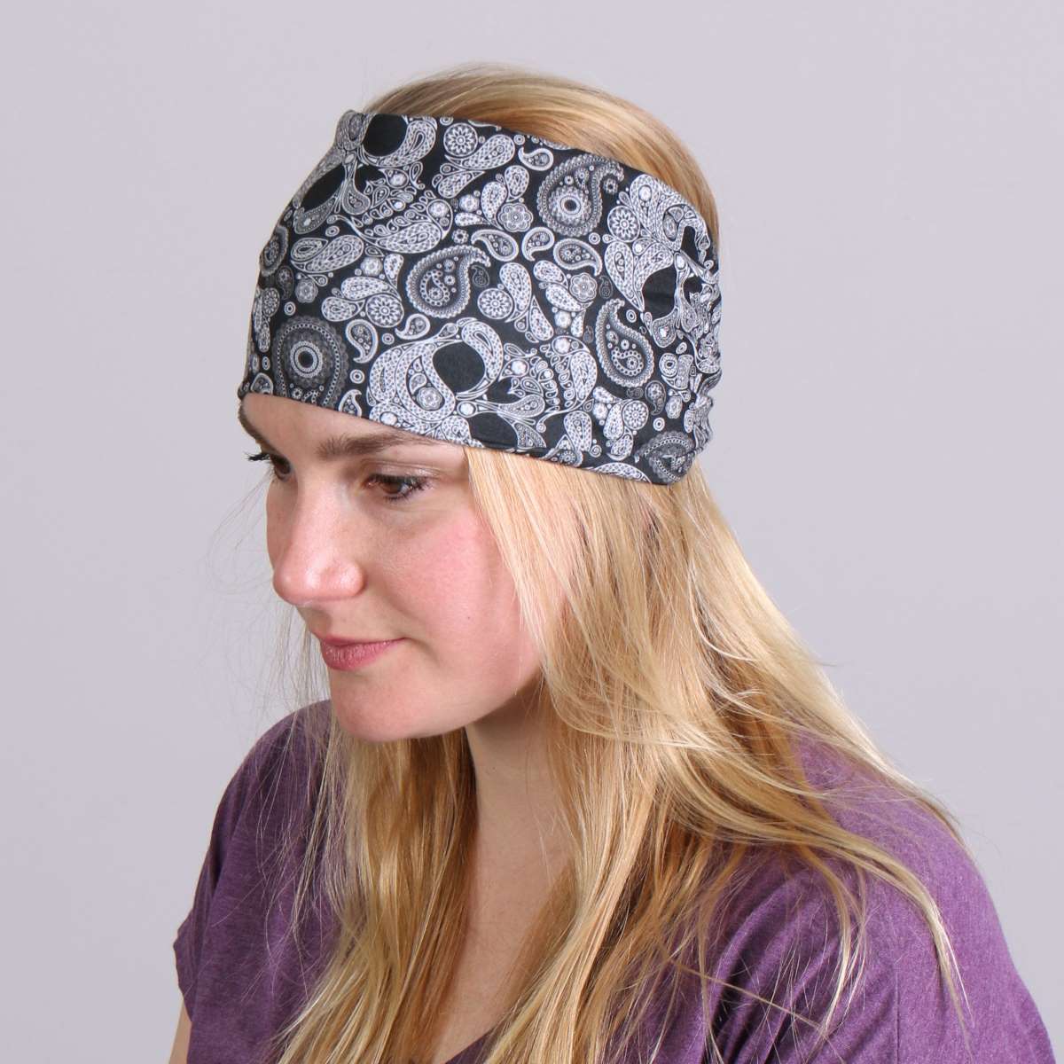 Hot Leathers Black Paisley Skull EZ Band RWD1005 5 Hot Leathers Black Paisley Skull EZ Band RWD1005
